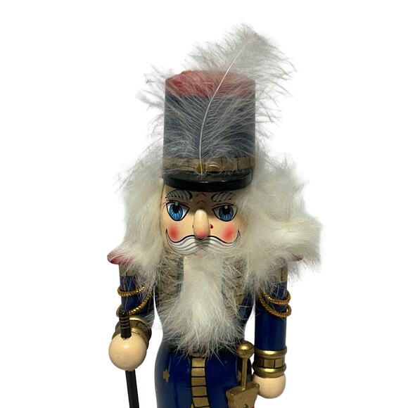 Nutcracker Village Vintage Old World Soldier 1997 9” Holiday Christmas Nostalgic - Picture 3 of 9